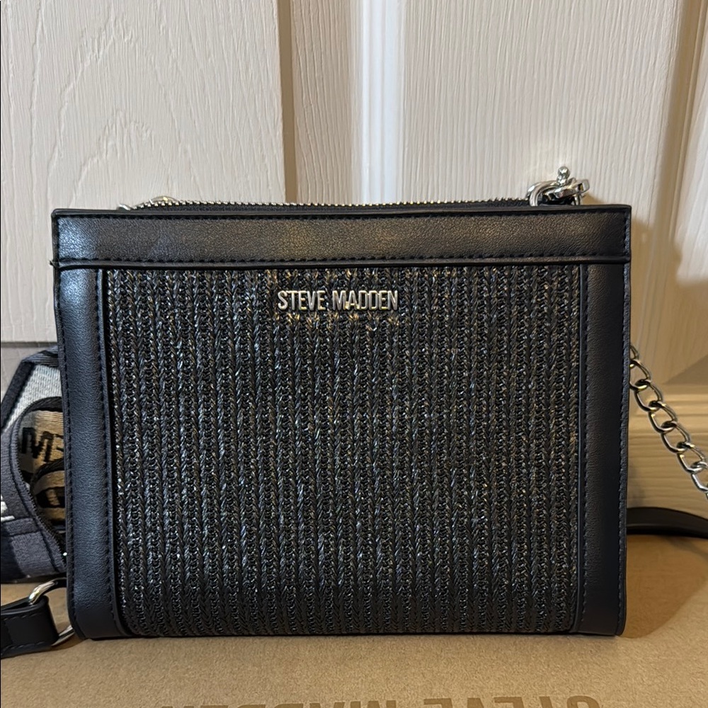 Steve Madden BGREER Woven 2-Strap Crossbody